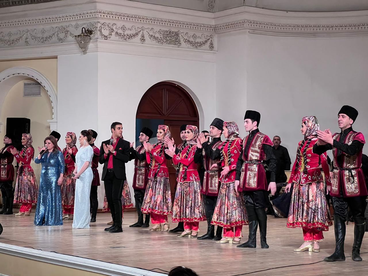 Народные танцы и песни – Новруз в бакинской Филармонии (ФОТО/ВИДЕО)