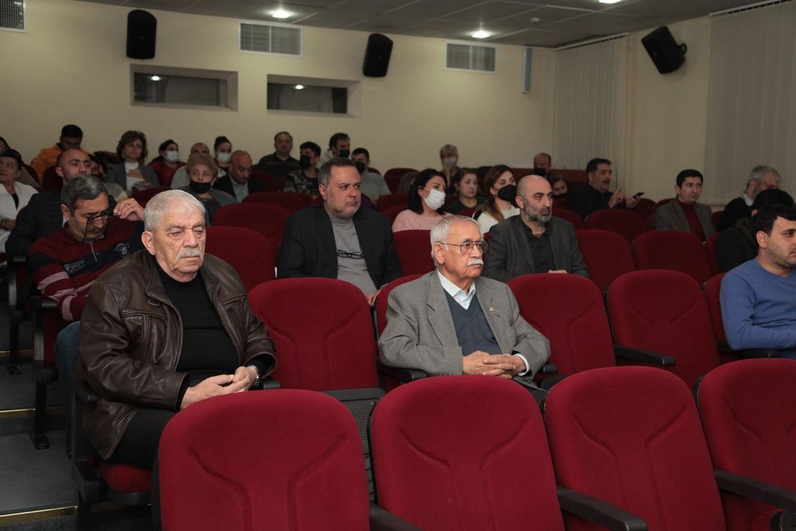 Памяти Айдына Дадашева - в Госфильмофонде показали отреставрированные фильмы "Балабан" и "Əks-səda" (ФОТО/ВИДЕО)