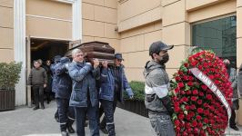 Рустам Ибрагимбеков был личностью 20 и 21 веков - народный писатель Анар (ФОТО)