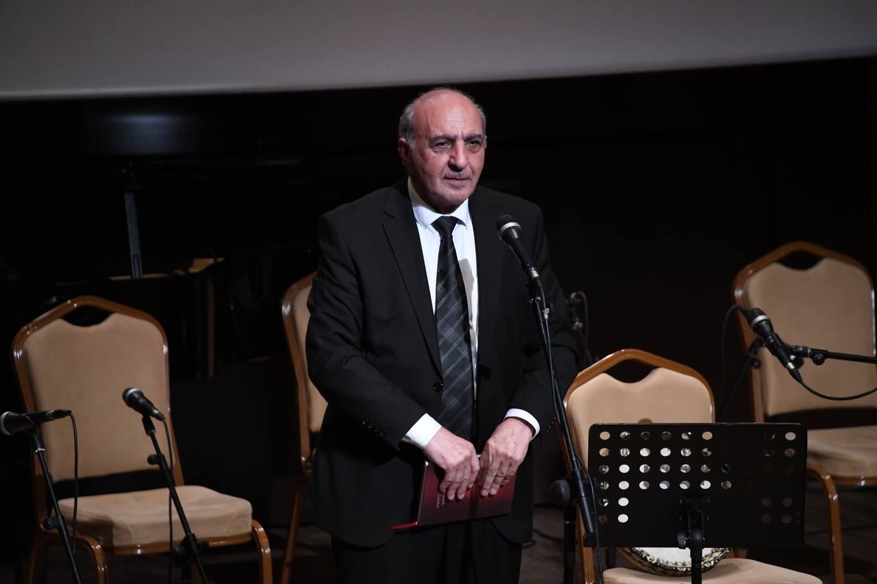 "Хан мугамного мира" - В Международном центре мугама в Баку состоялась презентация книги о выдающемся ханенде (ФОТО)