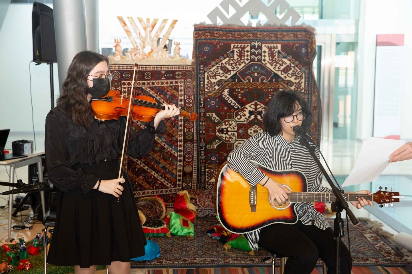 В атмосфере весеннего праздника – в Азербайджанском музее ковра отметили Новруз (ФОТО)