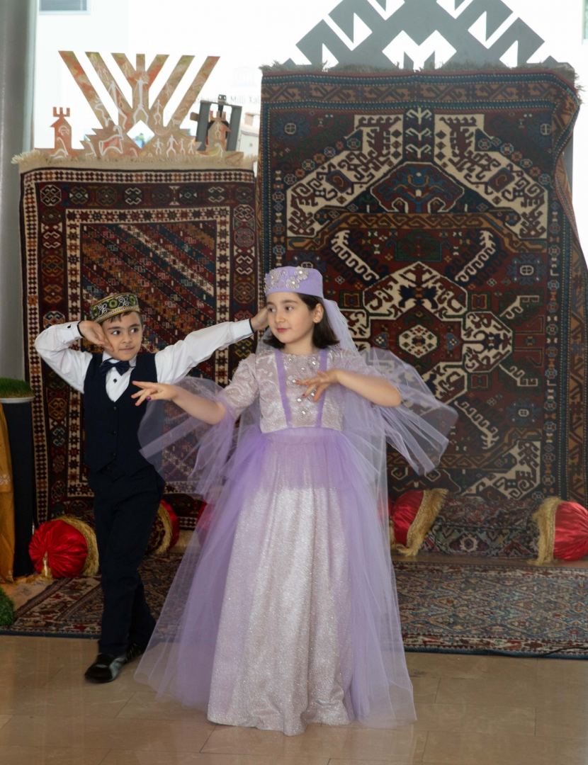 В атмосфере весеннего праздника – в Азербайджанском музее ковра отметили Новруз (ФОТО)