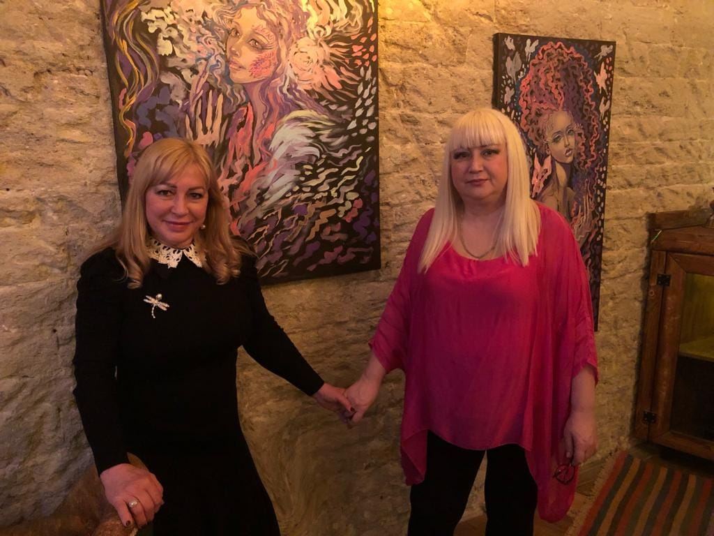 Сокровенное звучание души Нигяр Нариманбековой – единение живописи и поэзии (ФОТО)