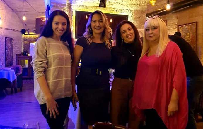 Сокровенное звучание души Нигяр Нариманбековой – единение живописи и поэзии (ФОТО)