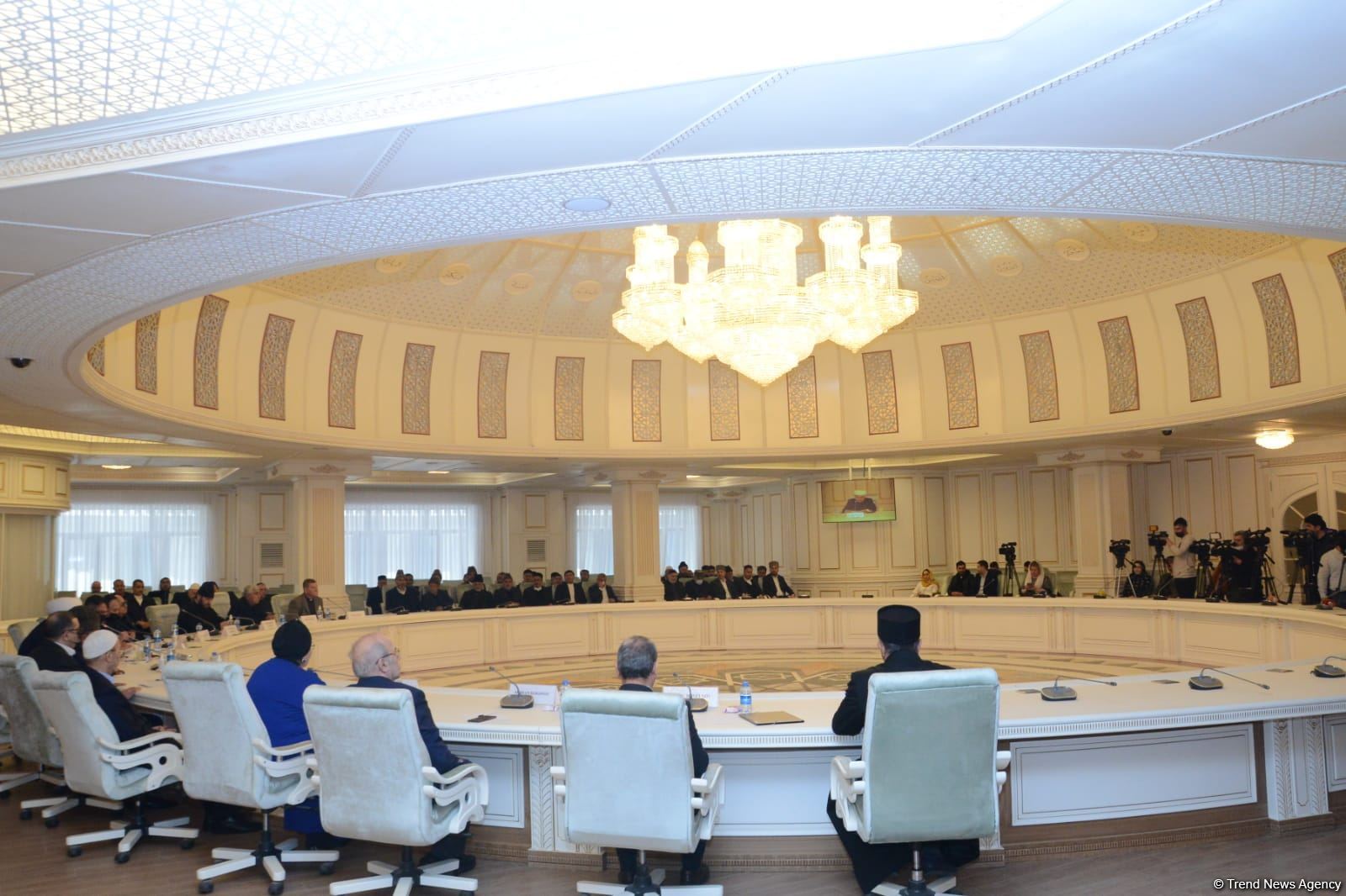 Главы религиозных конфессий в Азербайджане выступили с призывом в связи с событиями в Украине (ФОТО)