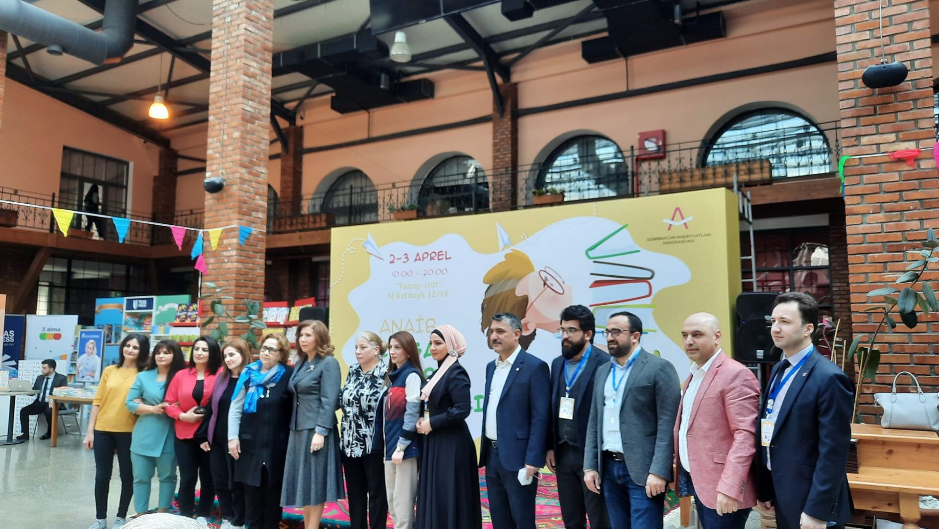 В Баку проходит первый Фестиваль детской книги (ФОТО/ВИДЕО)