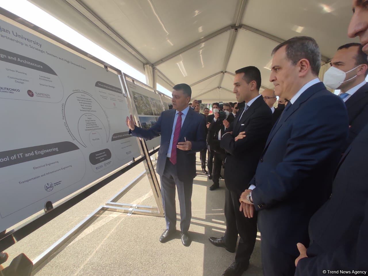 Подписан документ о строительстве итальяно-азербайджанского университета (ФОТО)