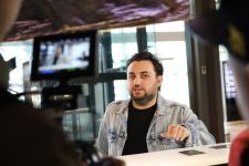 Азербайджанский певец признан самым интеллектуальным в реалити-шоу Туркестана, или История любви с красивой казашкой (ВИДЕО, ФОТО)