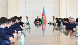 Президент Ильхам Алиев принял членов сборной Азербайджана, участвовавших в чемпионате Европы по борьбе в Венгрии  (ФОТО/ВИДЕО)