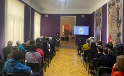 Эта азербайджанская женщина всегда была первой! Отец-сапожник заметил её дар уже в шесть лет…  (ФОТО)