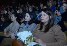 Поэтическое свидание в Баку и разговоры о любви (ФОТО)