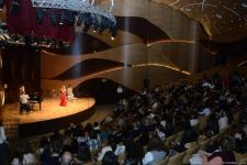 Поэтическое свидание в Баку и разговоры о любви (ФОТО)