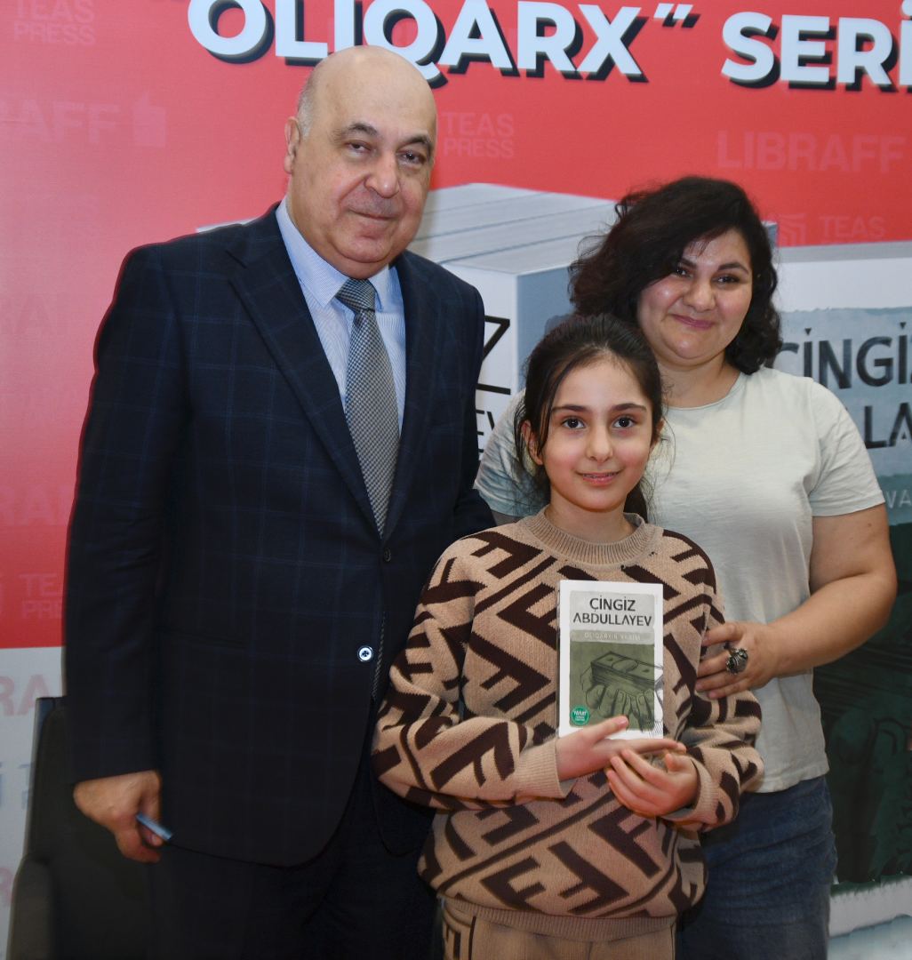 Однажды в Баку… Ринат неожиданно получает фантастическое наследство, и становится олигархом. Что происходит дальше? (ФОТО)