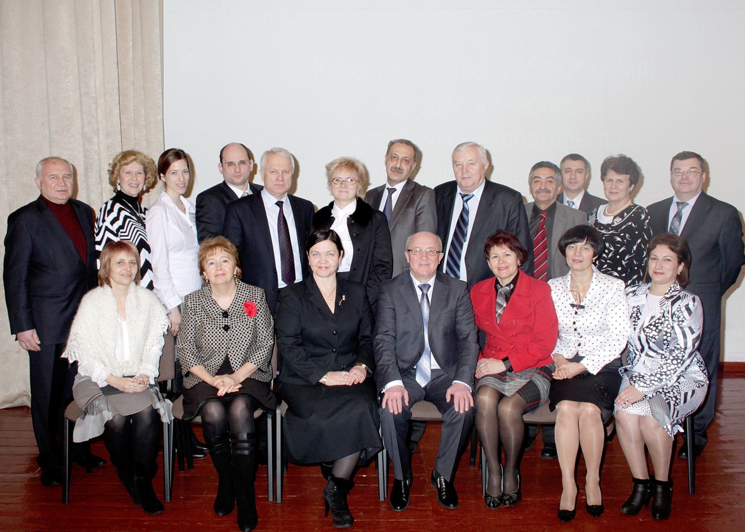 В Турции издана книга, посвященная юбилею Рафига Новрузова (ФОТО)