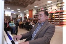 Голос эпохи, совесть поколения… Вдохновленные творчеством в Баку (ФОТО)