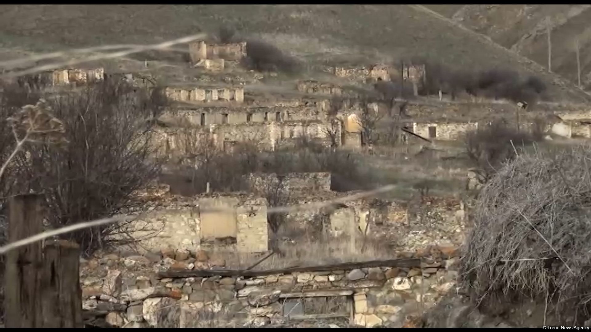 Армяне расстреляли в пещере беззащитных людей - свидетели резни в Башлыбеле (репортаж Trend TV)