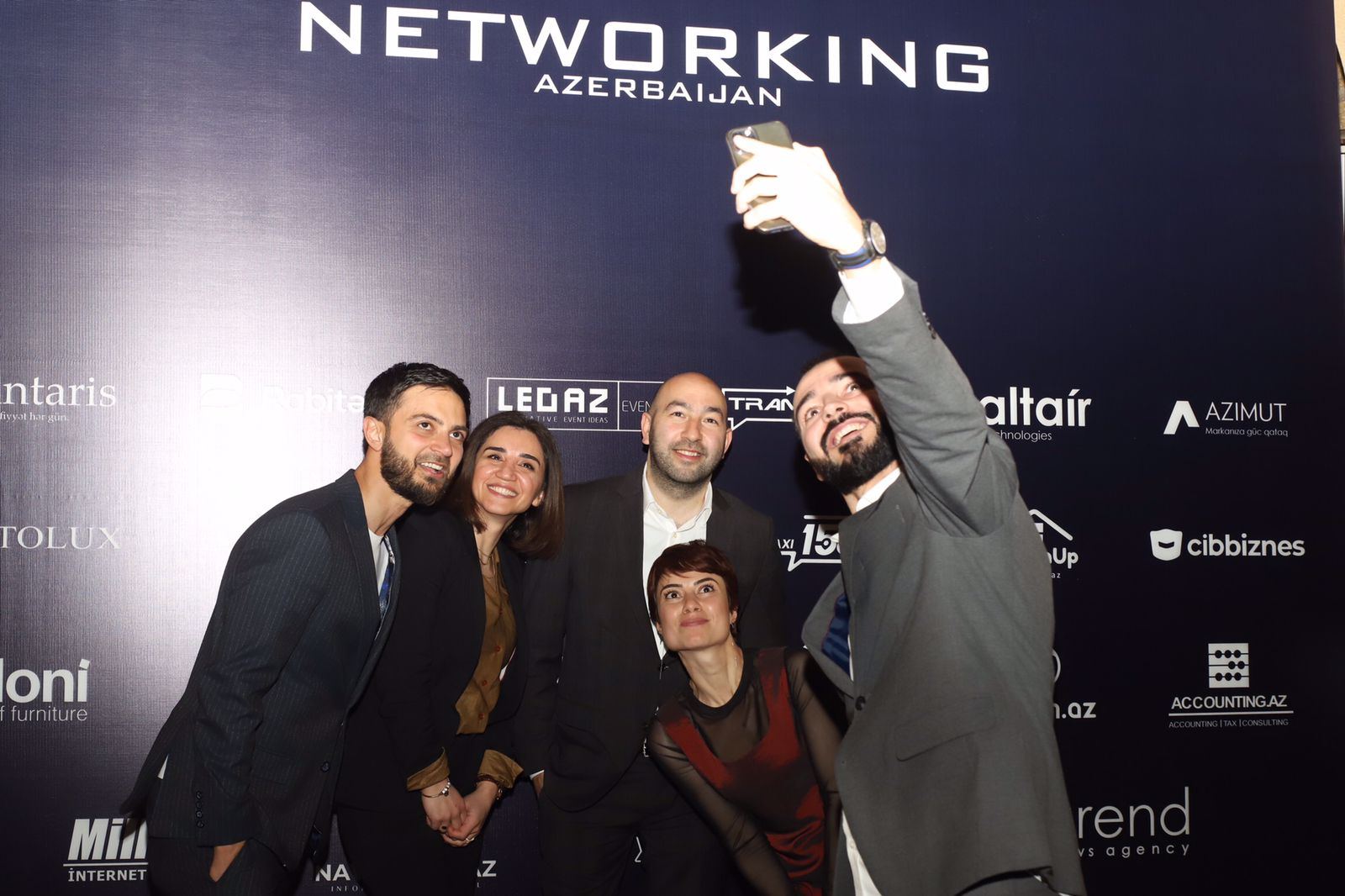 В бизнес-клубе Networking Azerbaijan прошла интеллектуальная игра "Гамбит" (ФОТО)