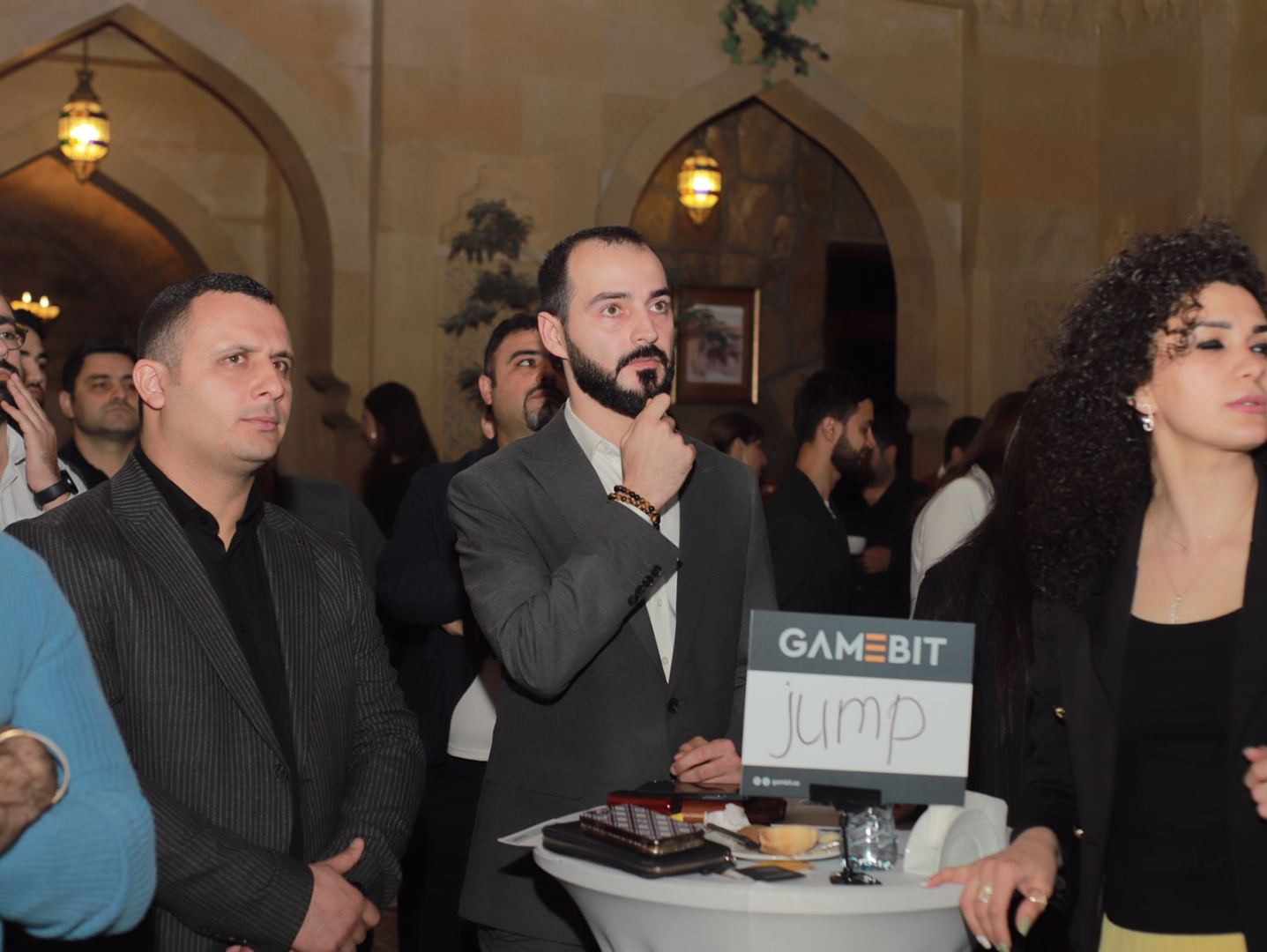 В бизнес-клубе Networking Azerbaijan прошла интеллектуальная игра "Гамбит" (ФОТО)