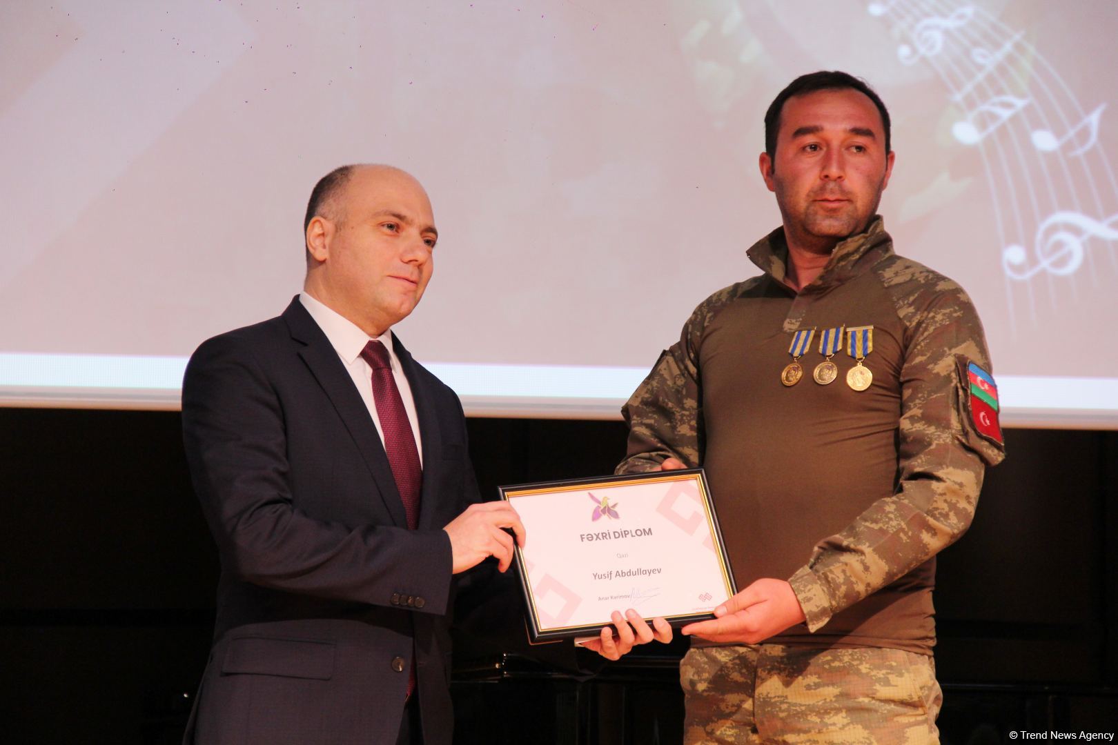 Министр Анар Керимов встретился с деятелями культуры – героями Карабахской войны (ФОТО)