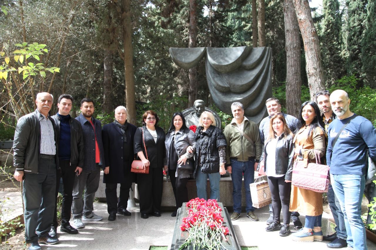 "Гайнана" и "Хиджран" возвращаются на театральную сцену (ФОТО)