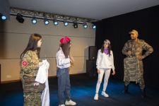 Беззвучный мир… В Баку представлен спектакль для особенных людей  (ФОТО)