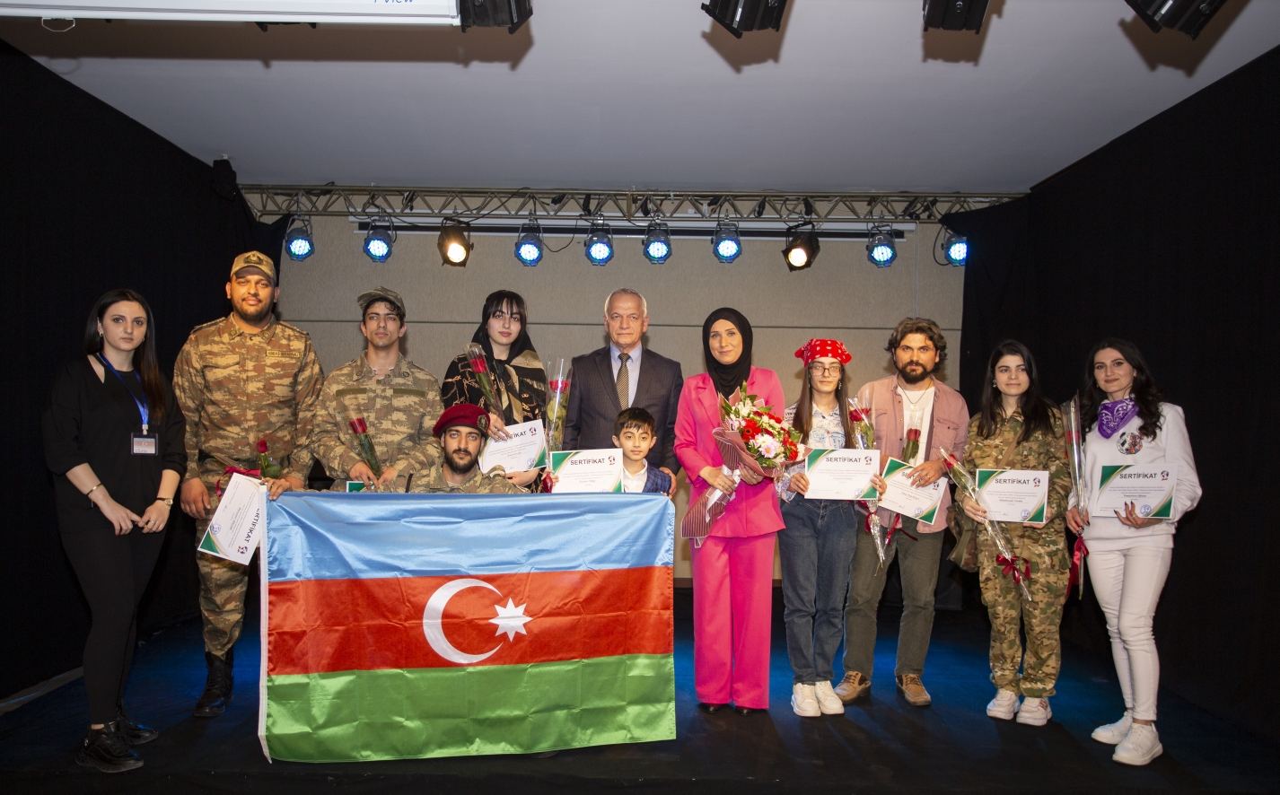 Беззвучный мир… В Баку представлен спектакль для особенных людей  (ФОТО)