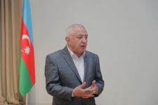 Я могу прямо сейчас закрыть глаза и умереть. Но меня на этой земле держите вы с мамой… Памяти Гасана Аблуча (ФОТО)