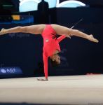 Арзу Джалилова и Зохра Агамирова представили программу с булавами на Кубке мира FIG в Баку (ФОТО)