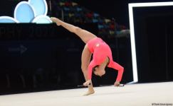 Арзу Джалилова и Зохра Агамирова представили программу с булавами на Кубке мира FIG в Баку (ФОТО)