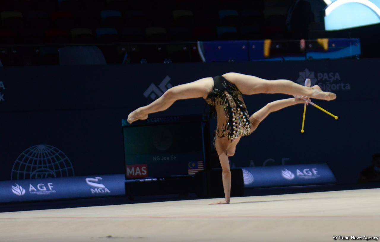 Артистизм и пластичность – лучшие моменты второго дня соревнований Кубка мира FIG по художественной гимнастике в Баку (ФОТО)