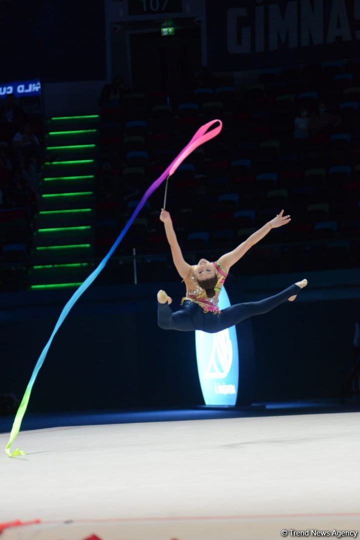 Артистизм и пластичность – лучшие моменты второго дня соревнований Кубка мира FIG по художественной гимнастике в Баку (ФОТО)
