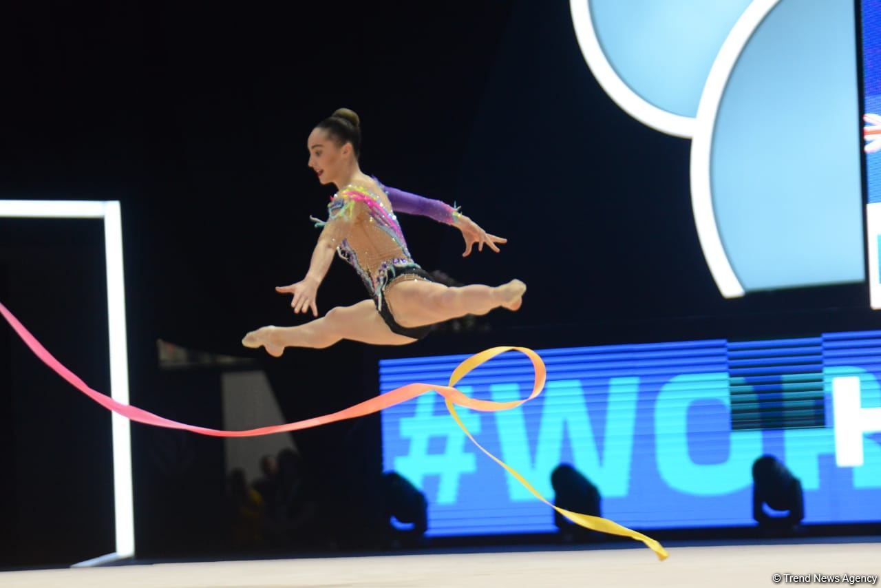 Артистизм и пластичность – лучшие моменты второго дня соревнований Кубка мира FIG по художественной гимнастике в Баку (ФОТО)