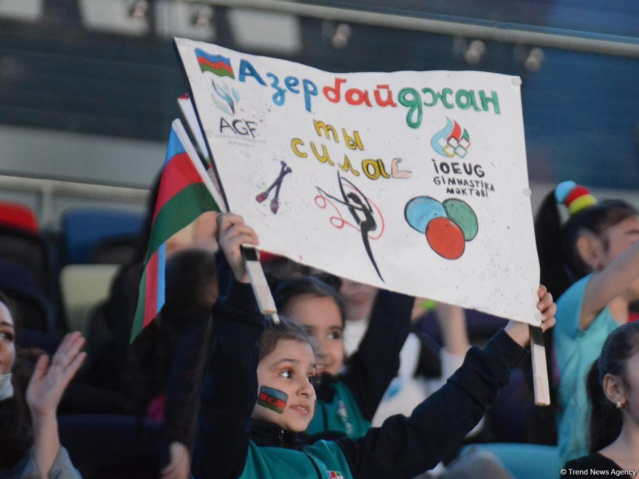 Яркость и красота – зрители в восторге от выступления участниц Кубка мира по художественной гимнастике в Баку (ФОТО)