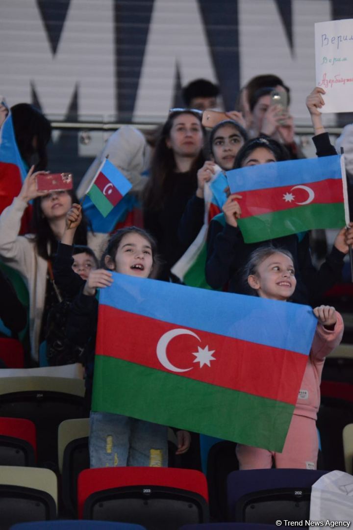 Кубок мира FIG в Баку: Стали известны результаты Арзу Джалиловой  и Зохры Агамировой за упражнения с лентой (ФОТО)