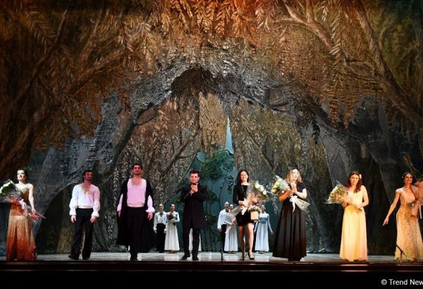 Впервые в Баку! Потрясающее открытие Международного фестиваля "Дни барокко" - история любви Орфея и Эвридики (ФОТО)