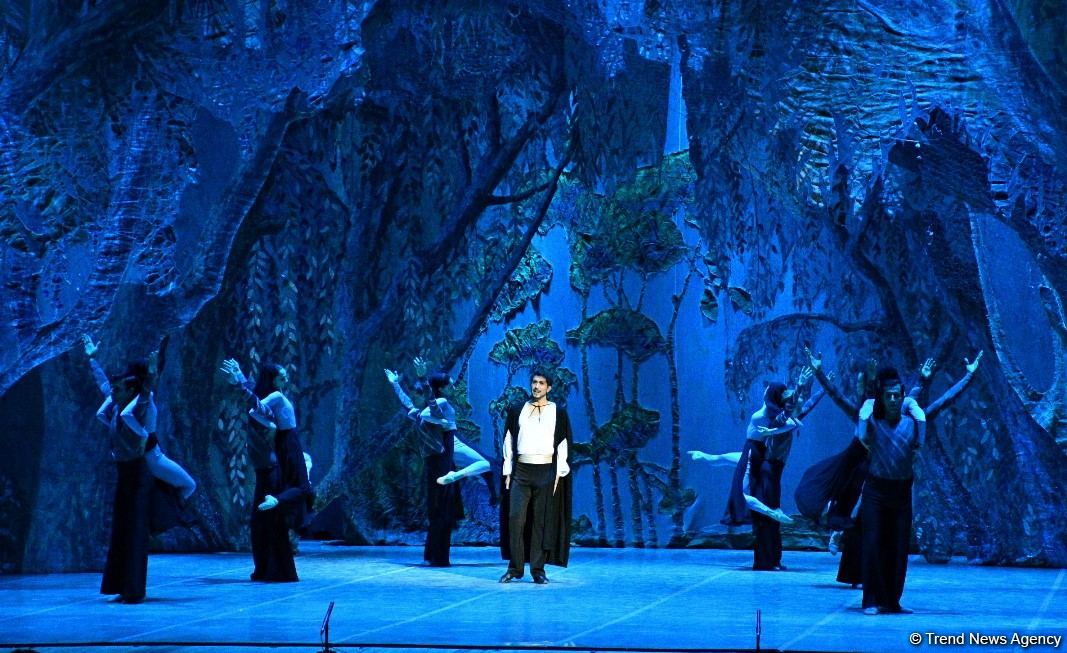 Впервые в Баку! Потрясающее открытие Международного фестиваля "Дни барокко" - история любви Орфея и Эвридики (ФОТО)