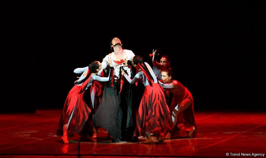 Впервые в Баку! Потрясающее открытие Международного фестиваля "Дни барокко" - история любви Орфея и Эвридики (ФОТО)