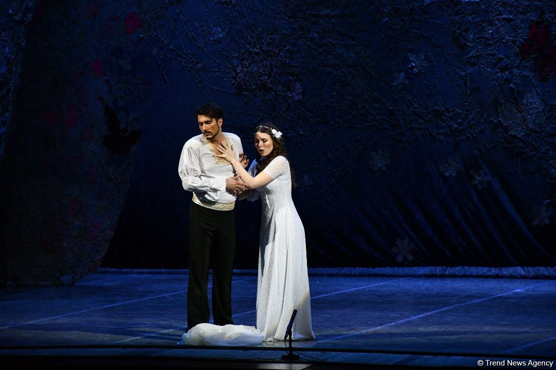 Впервые в Баку! Потрясающее открытие Международного фестиваля "Дни барокко" - история любви Орфея и Эвридики (ФОТО)