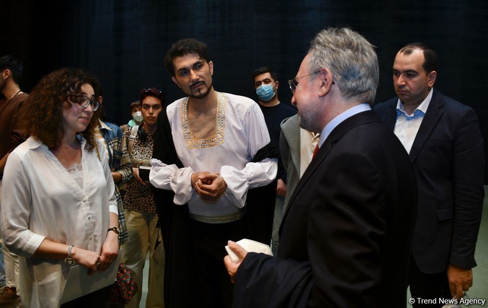 Впервые в Баку! Потрясающее открытие Международного фестиваля "Дни барокко" - история любви Орфея и Эвридики (ФОТО)