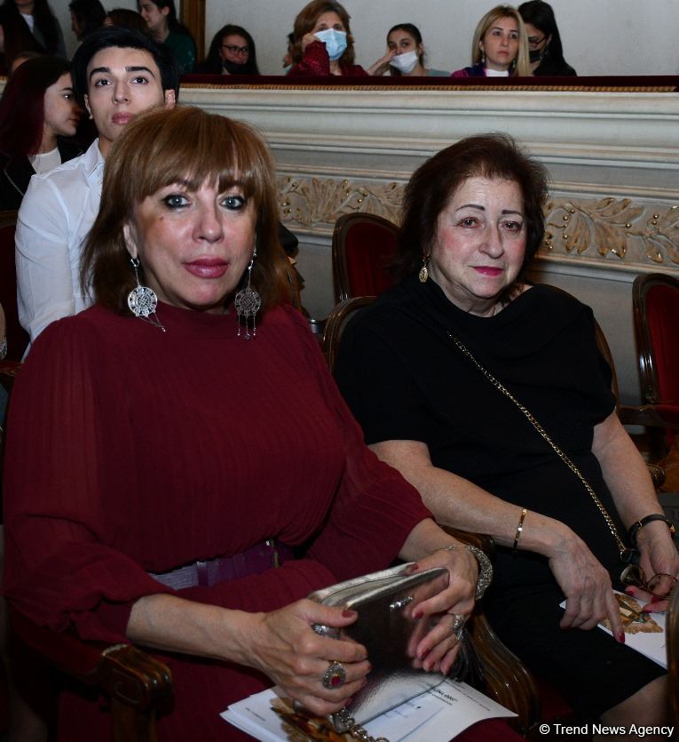 Впервые в Баку! Потрясающее открытие Международного фестиваля "Дни барокко" - история любви Орфея и Эвридики (ФОТО)