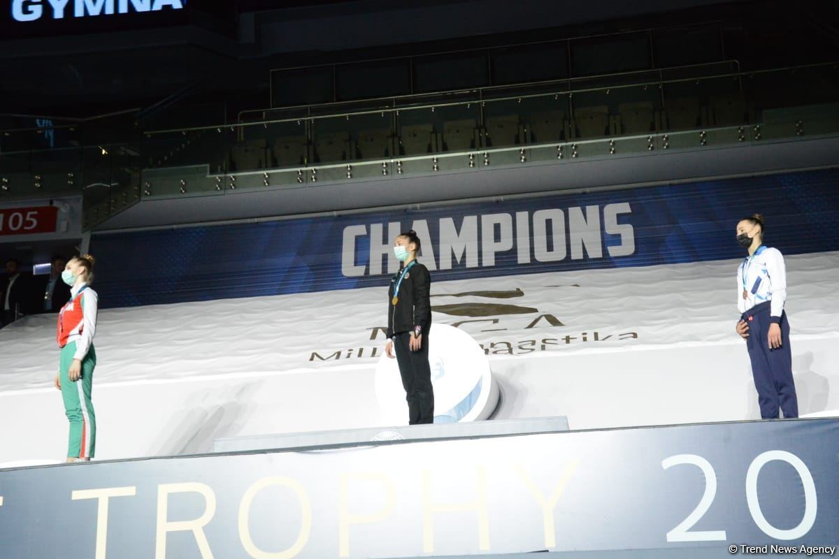 В Баку прошла церемония награждения победителей и призеров Кубка мира FIG по художественной гимнастике (ФОТО)