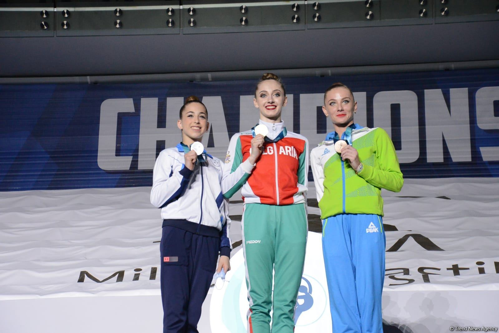 В Баку прошла вторая церемония награждения победителей и призеров Кубка мира FIG по художественной гимнастике (ФОТО)