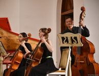 Жемчужины неправильной формы - Баку вернулся в XVI–XVIII века  (ВИДЕО, ФОТО)