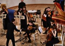 Жемчужины неправильной формы - Баку вернулся в XVI–XVIII века  (ВИДЕО, ФОТО)