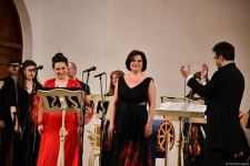 Жемчужины неправильной формы - Баку вернулся в XVI–XVIII века  (ВИДЕО, ФОТО)