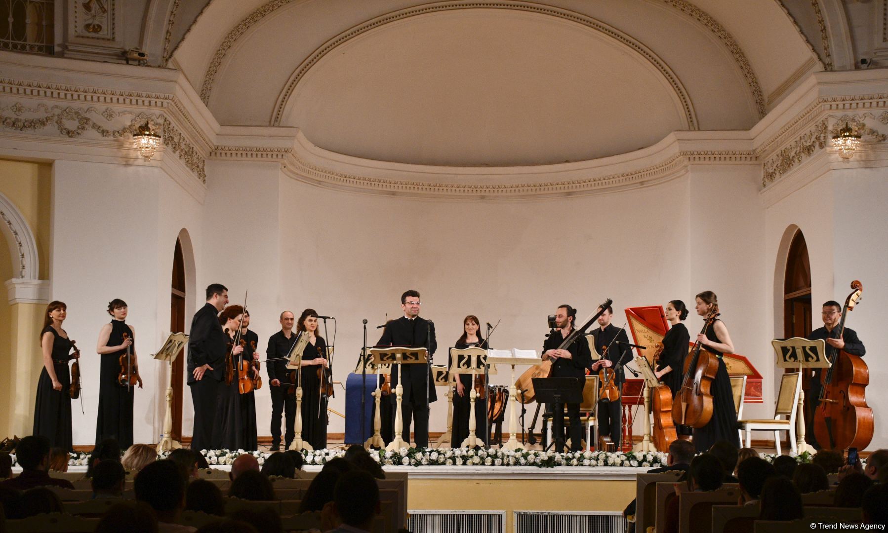 Жемчужины неправильной формы - Баку вернулся в XVI–XVIII века  (ВИДЕО, ФОТО)