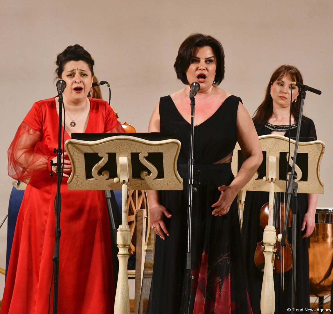 Жемчужины неправильной формы - Баку вернулся в XVI–XVIII века  (ВИДЕО, ФОТО)