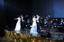 В Баку искусно оживлены герои известных фильмов и мультфильмов (ВИДЕО, ФОТО)