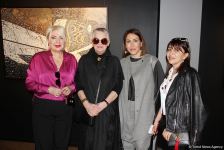 В Баку открылась оригинальная экспозиция Анны Ибрагимбековой "Зеркало незримого" – композиции в панно, диптихе и триптихе (ФОТО)