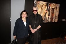 В Баку открылась оригинальная экспозиция Анны Ибрагимбековой "Зеркало незримого" – композиции в панно, диптихе и триптихе (ФОТО)